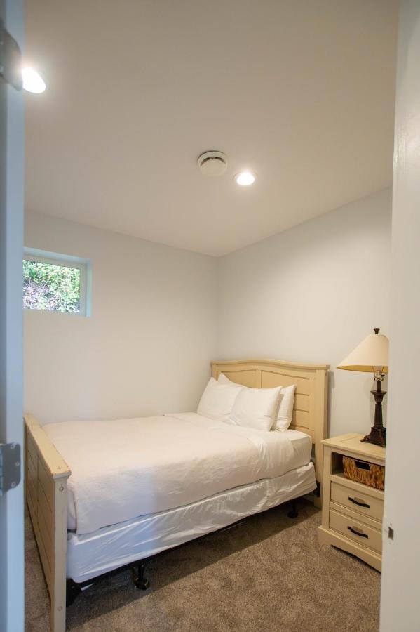 Private Mountainside Home チリワック エクステリア 写真