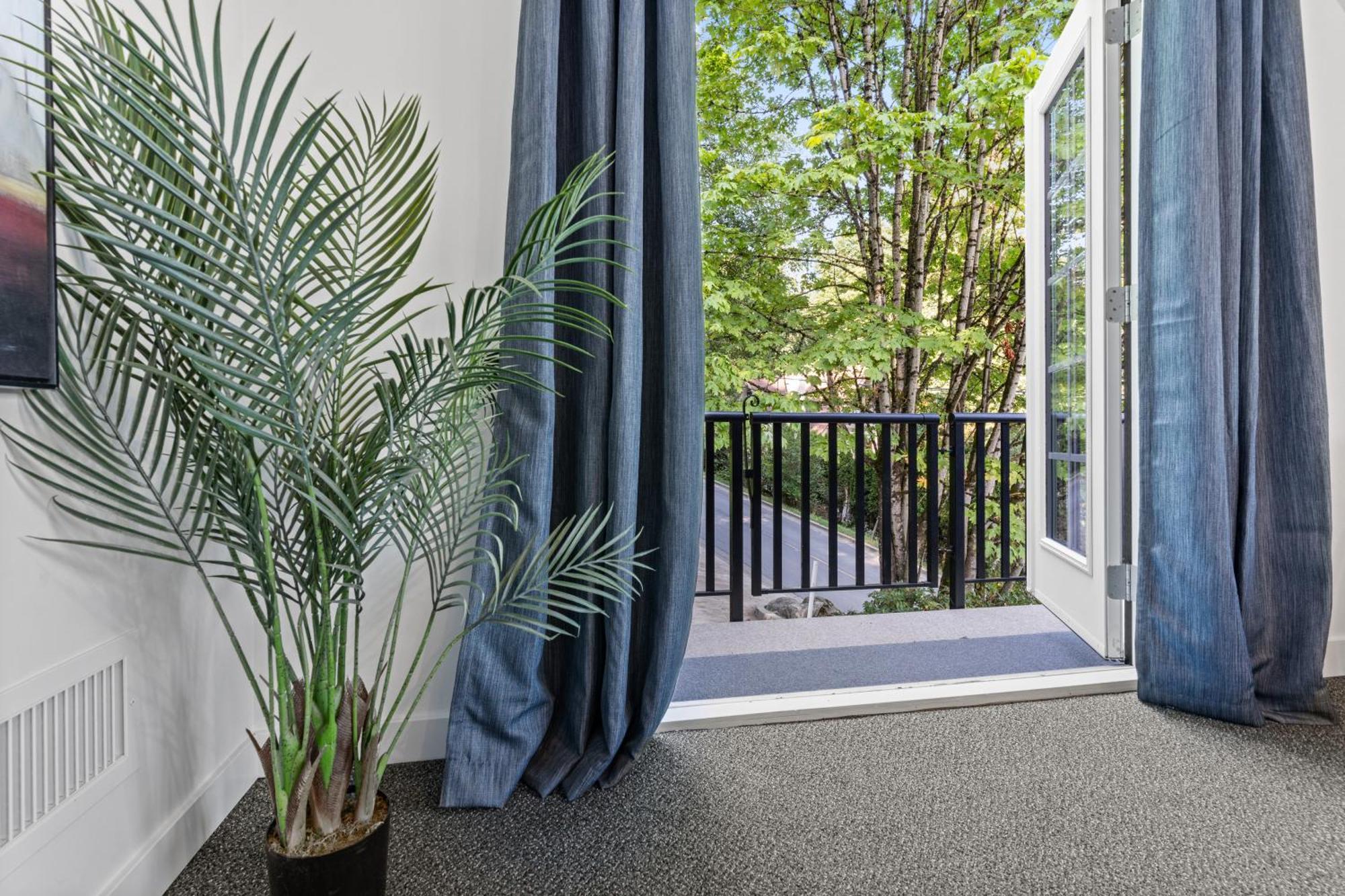 Private Mountainside Home チリワック エクステリア 写真